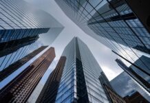 Private Credit’s $2 Trillion Crisis: Withdrawal Freezes and Rising Defaults Spell Trouble Private Credit's $2 Trillion Crisis: Withdrawal Freezes and Rising Defaults Spell Trouble