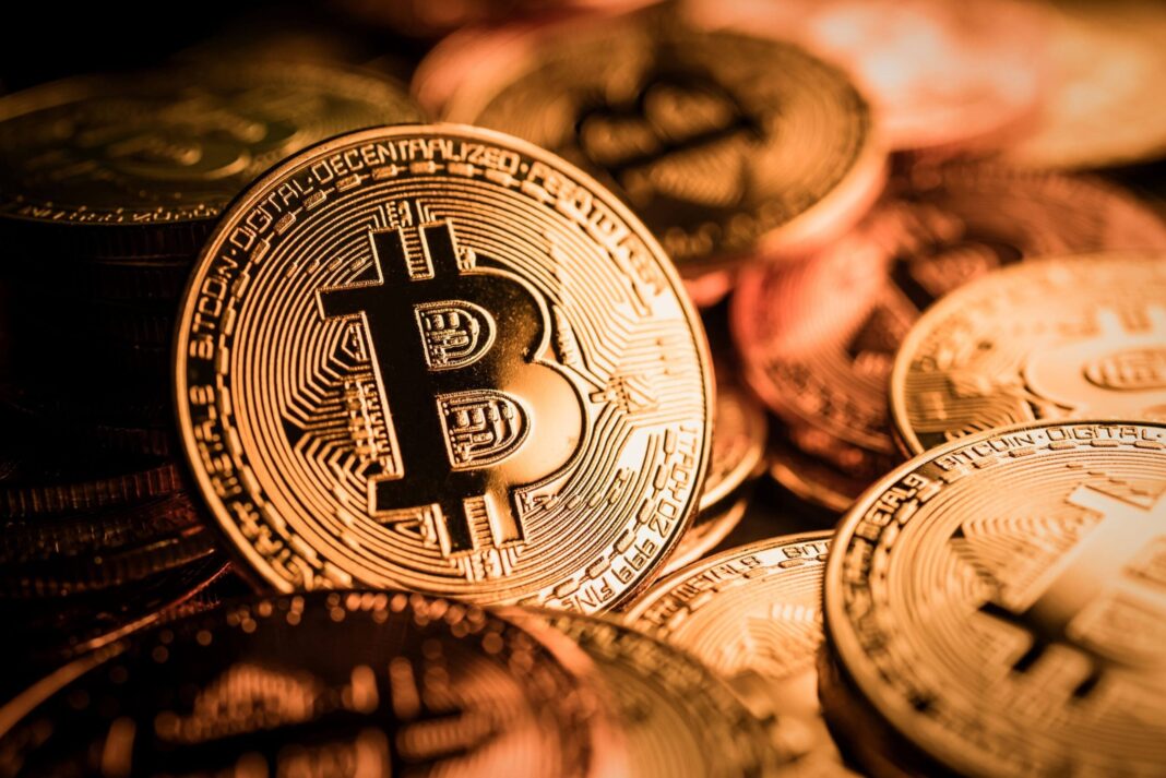 JPMorgan Warns: Private Bank Blockchains Threaten Bitcoin (BTC) More Than Strategy Sales