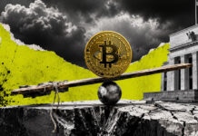 Three Fed officials just voted for a rate hike as Bitcoin hangs by a thread on a $62,000 shelf Three Fed officials just voted for a rate hike as Bitcoin hangs by a thread on a $62,000 shelf